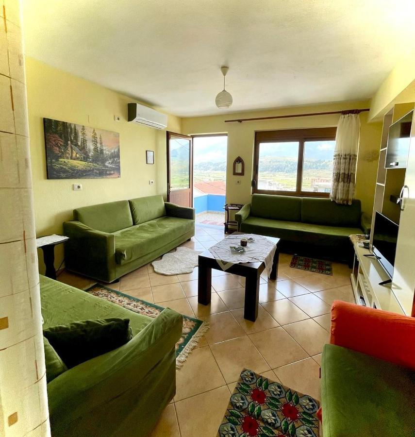 Blue Guesthouse Gjirokastër 외부 사진
